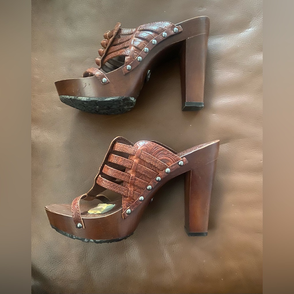 Dior Wood And Leather Heels Are A Size 8.